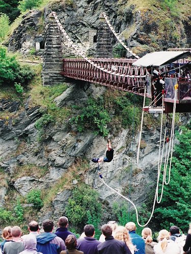 Kawarau Bridge Bungy Jump, Queensland