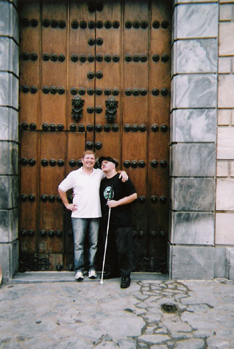 Tony and Darwin, Caracas